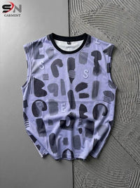 Sleeveless shirt with geometric pattern on a textured surface